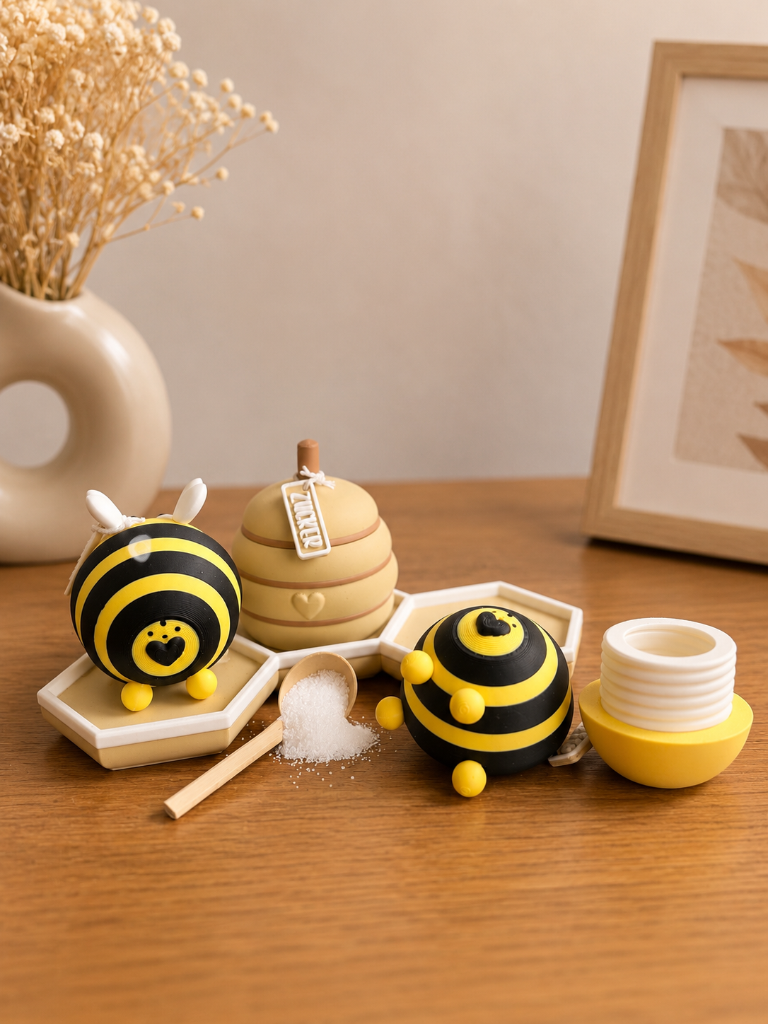 Hummel-Set mit Zuckerdose & Salz-/Pfefferstreuern